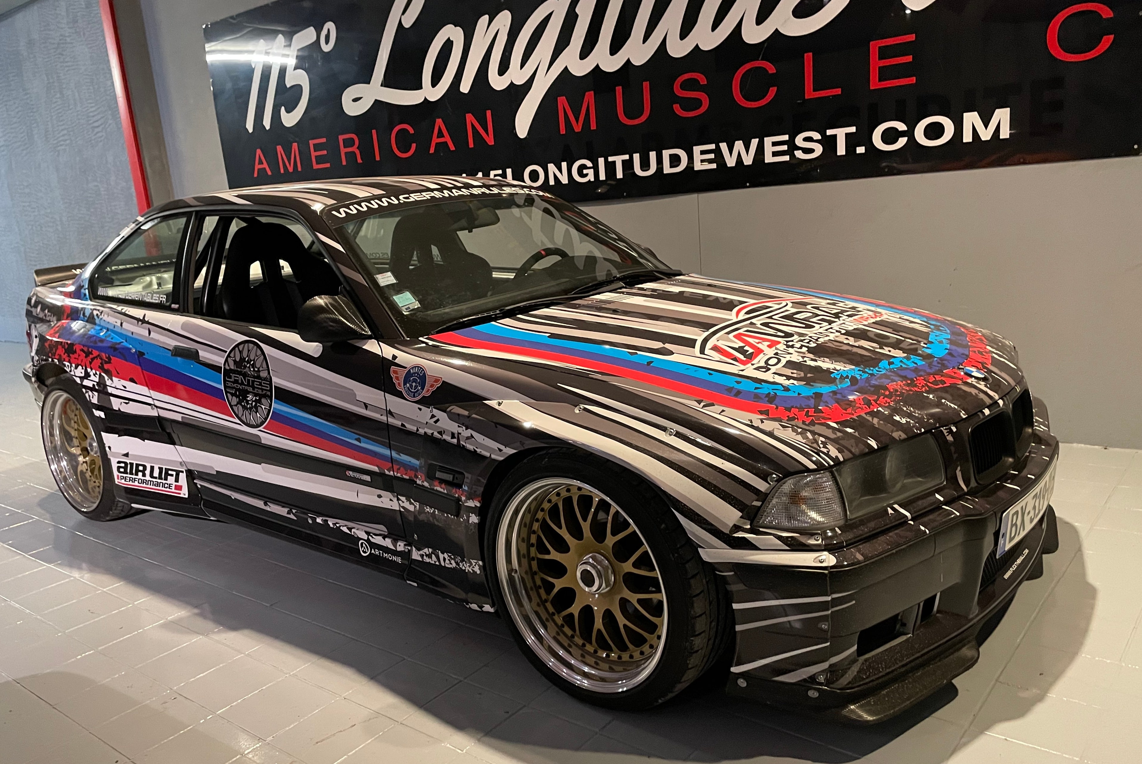BMW serie 3 E36 — vue 1